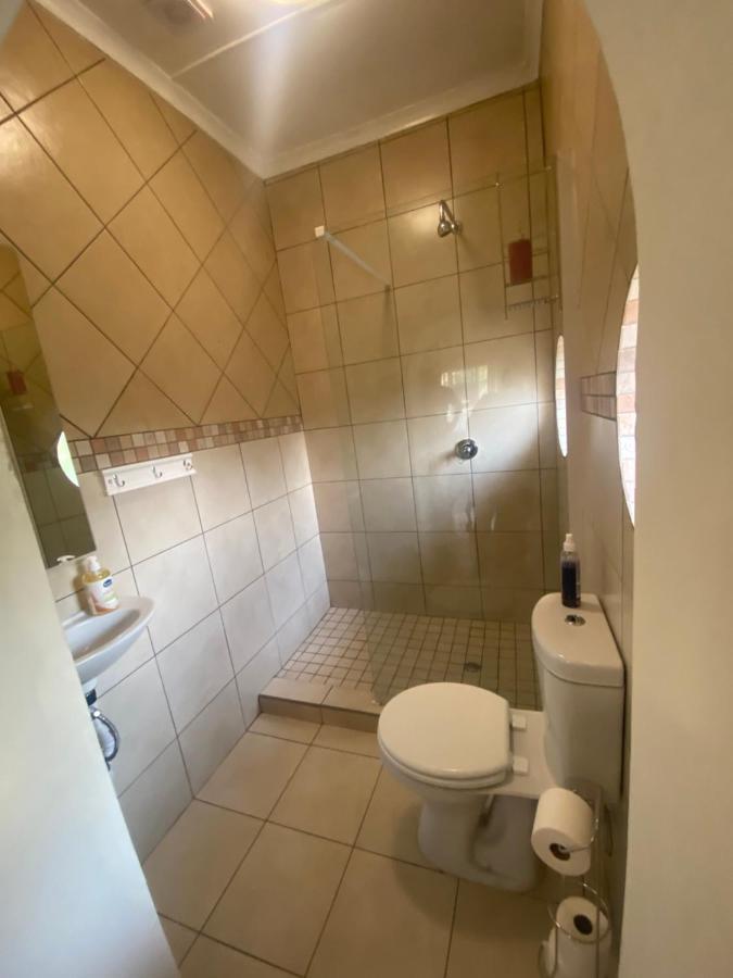 Gibson Place Vrede 外观 照片