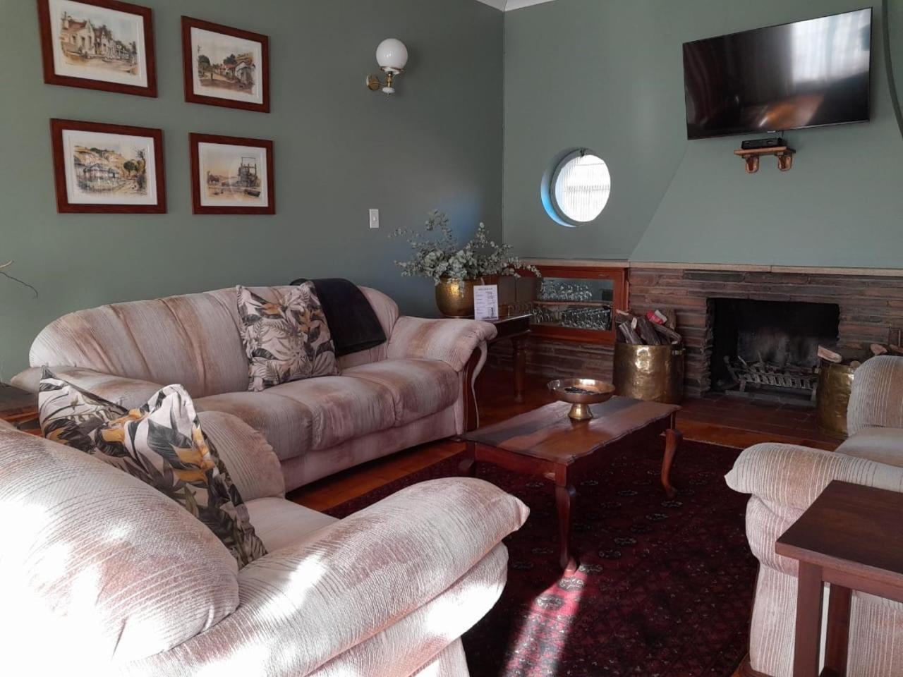 Gibson Place Vrede 外观 照片